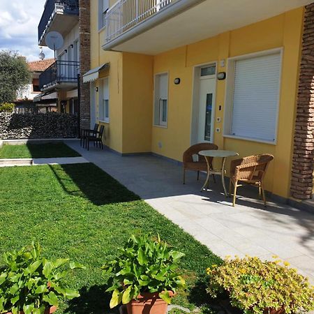 Marigarda Apartments อัสเซนซา ดิ เบรนโซเน ภายนอก รูปภาพ